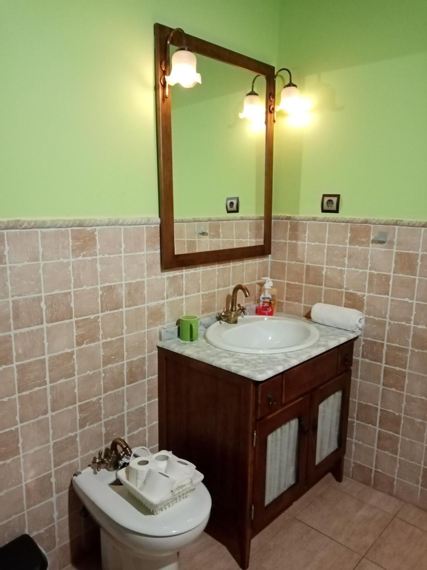 Villa Higueras Y Olivos à Candeleda Extérieur photo